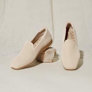 Vivaia Samantha Walker Water Repellent Minimalist Comfort Cream Loafers 9.5